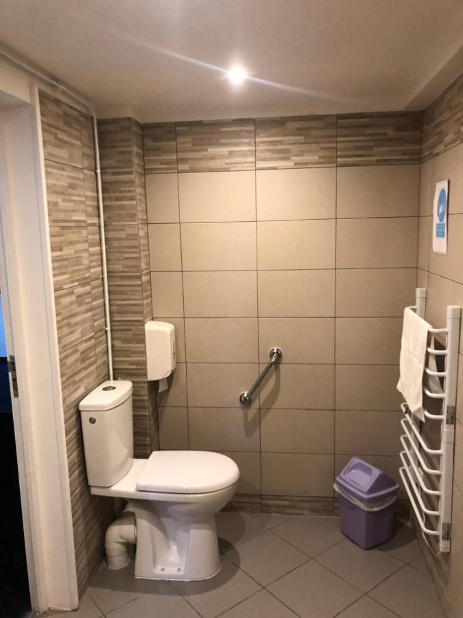 Hotel Le Drakkar Pont-Audemer Zewnętrze zdjęcie